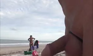 U autu otkidaju mladu Japanku vintage film porno