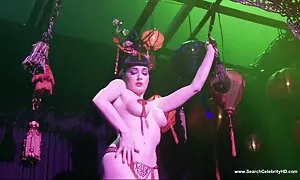 Eden film porno cinema Adams predaje se košarkašu