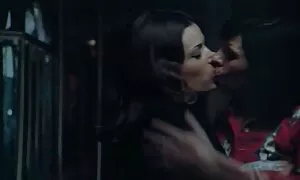 Lezbijke igraju film porno hd bocu za zabavu